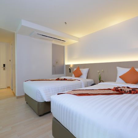 Le D'Tel Bangkok Banguecoque Exterior foto Deluxe Room